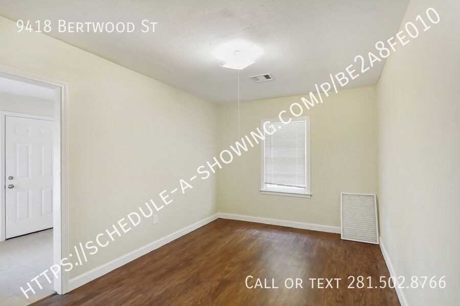 9418 Bertwood St - Photo 7 of 11