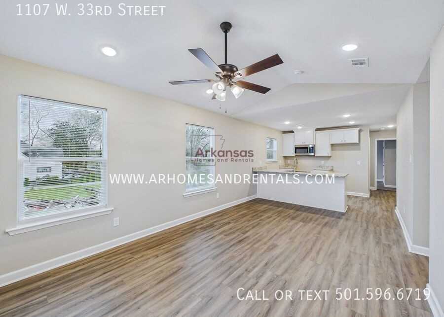 1107 W 33rd St - Photo 3 of 11