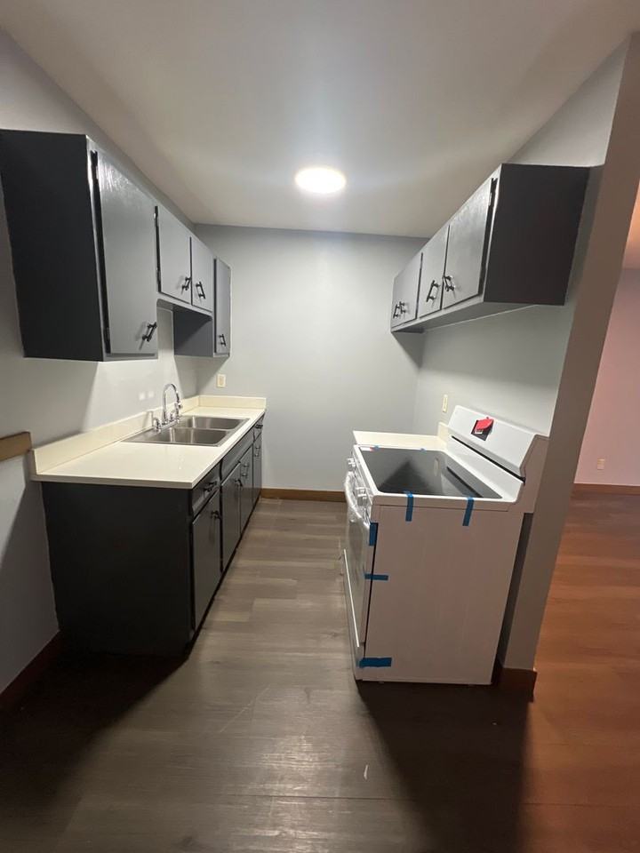 Princeton Place Apts - 461 - Photo 2 of 5