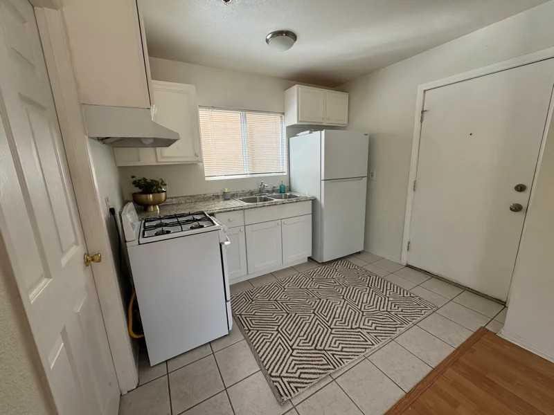 638 Salem St #A - Photo 5 of 12