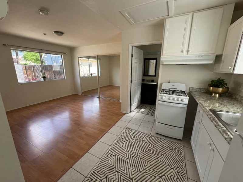 638 Salem St #A - Photo 6 of 12