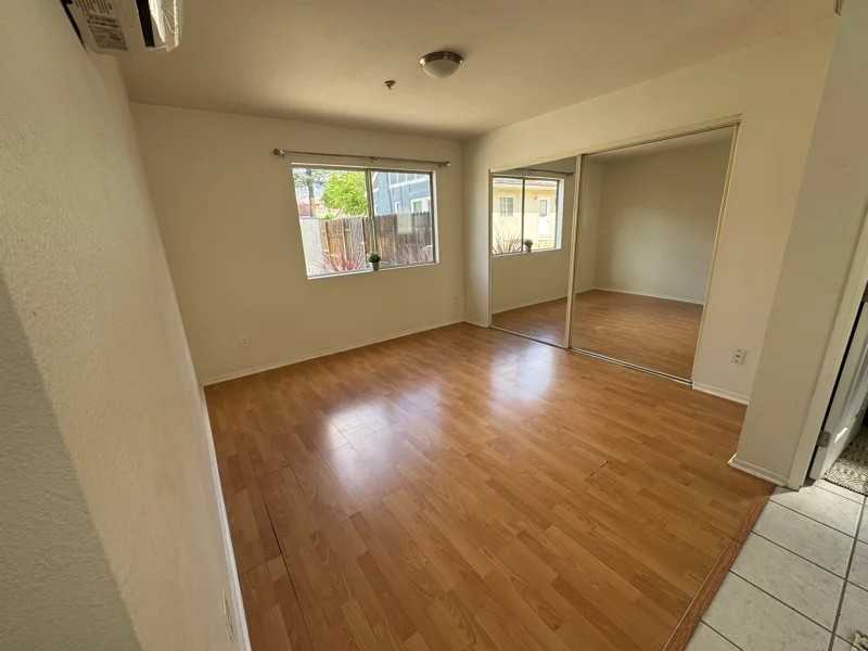 638 Salem St #A - Photo 7 of 12