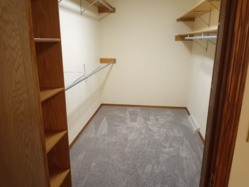 3181 Westowne Ct - Photo 5 of 25