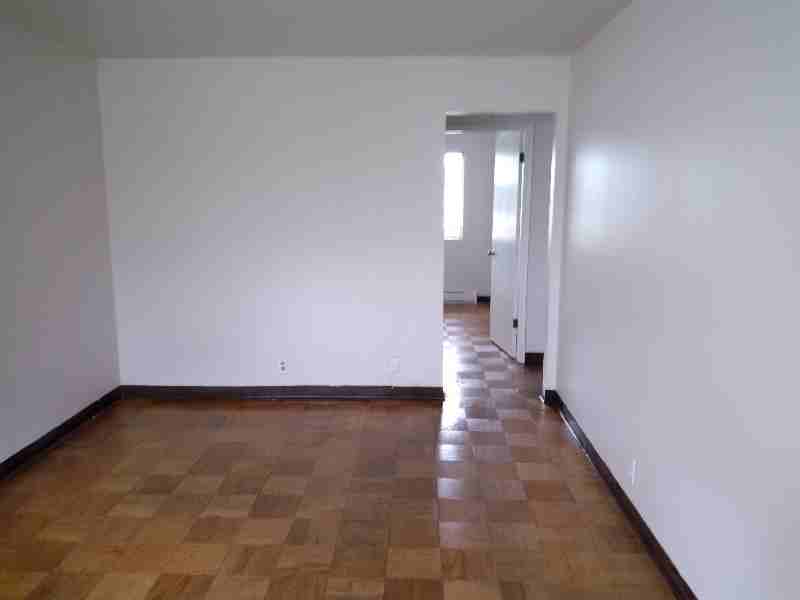 1741 S Hanford St #4 - Photo 7 of 13