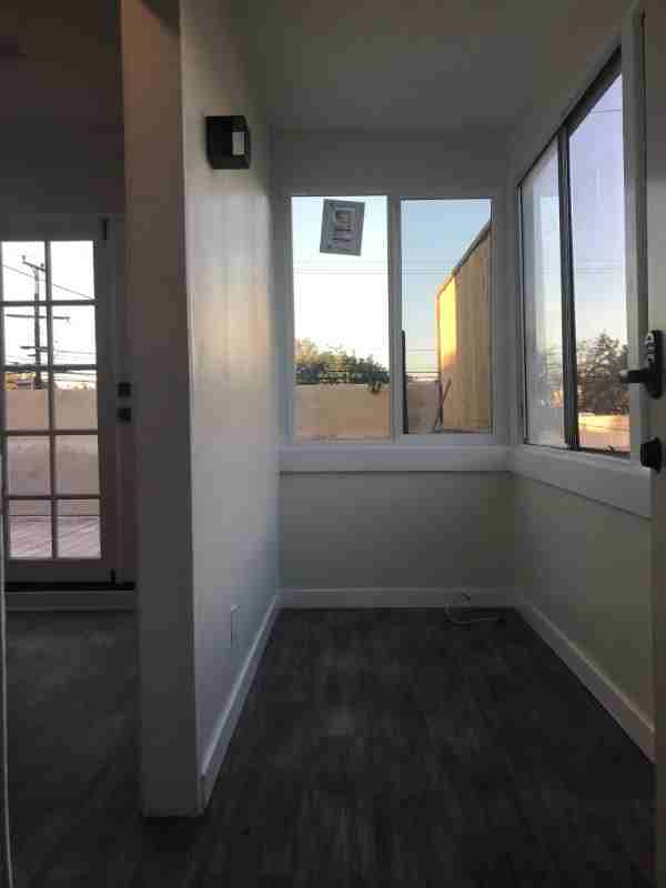 3759 Lewis Ave - Photo 7 of 15