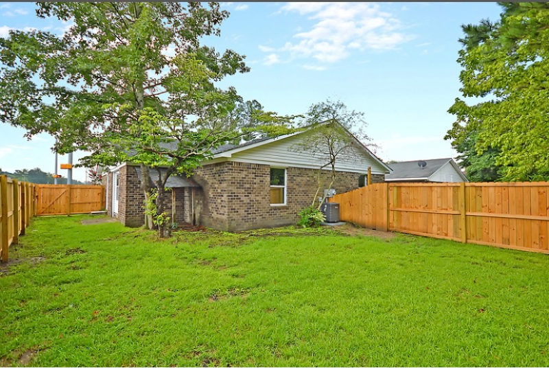 202 Miami St #A - Photo 7 of 17