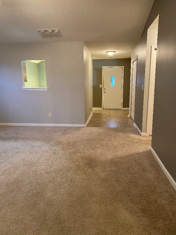 2709 Crownpoint Dr - Photo 5 of 20