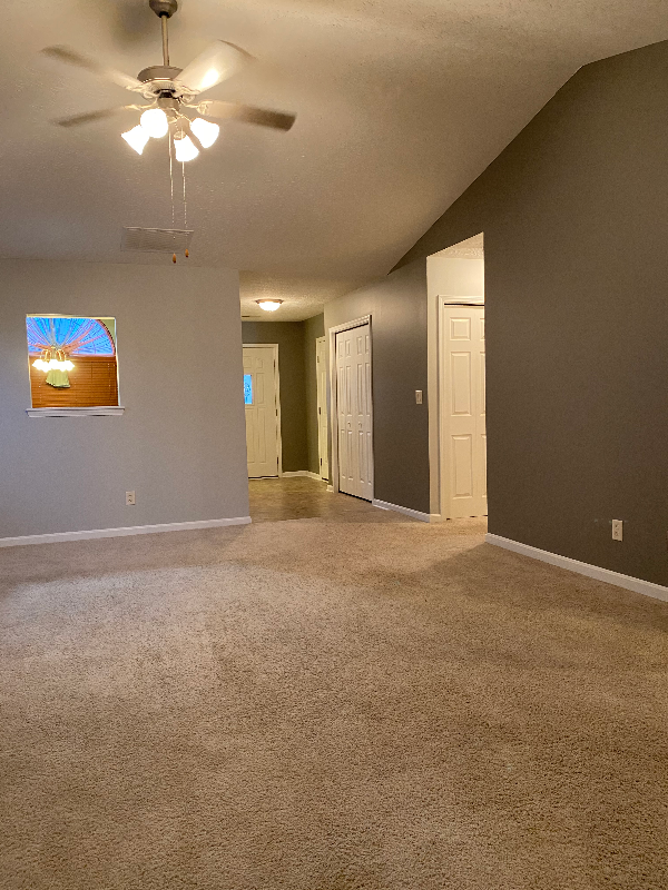 2709 Crownpoint Dr - Photo 6 of 20