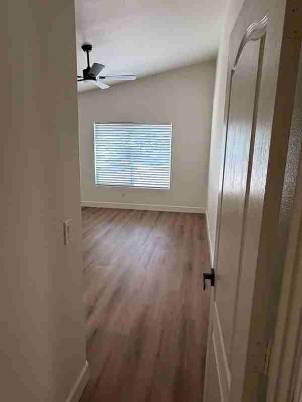 4411 W Townley Ave - Photo 7 of 19