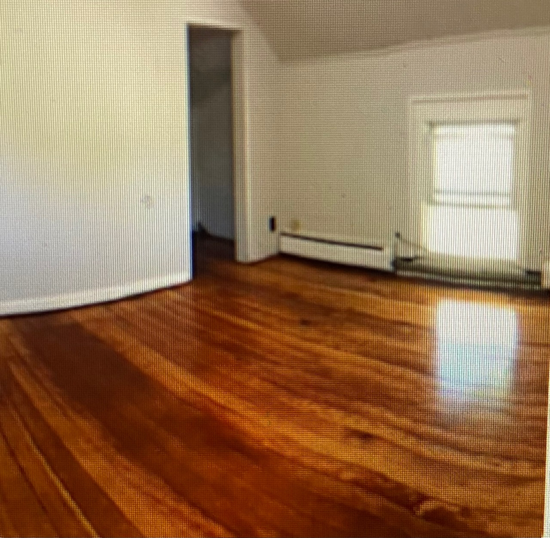 1273 Queen St #2 - Photo 5 of 17