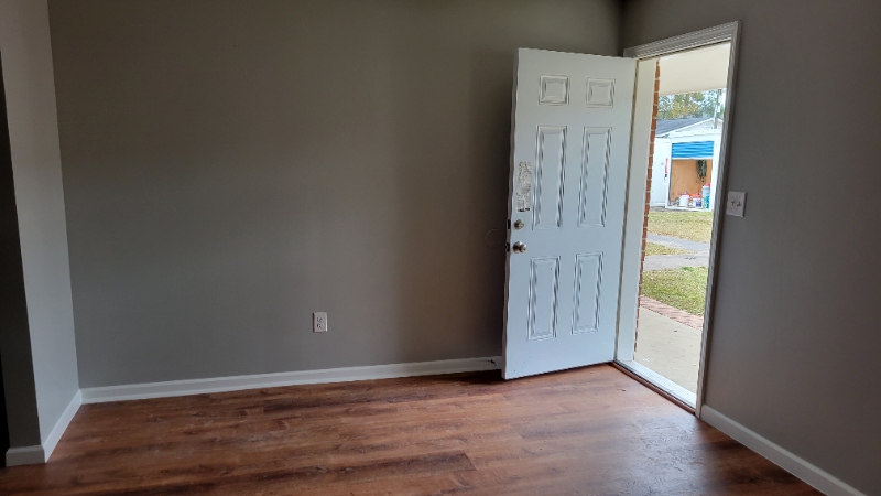 99 Chris Dr #24 - Photo 3 of 6
