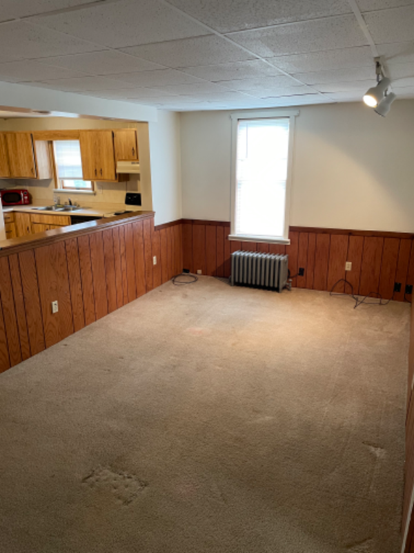 401 W Main St #D - Photo 4 of 6