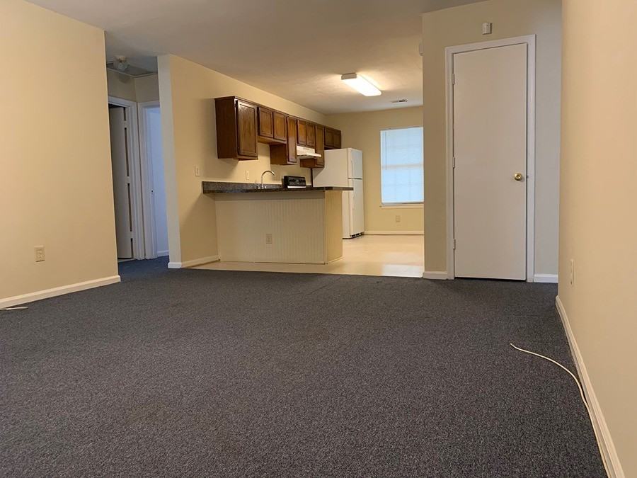 1324 West 40th Street - Photo 2 of 9