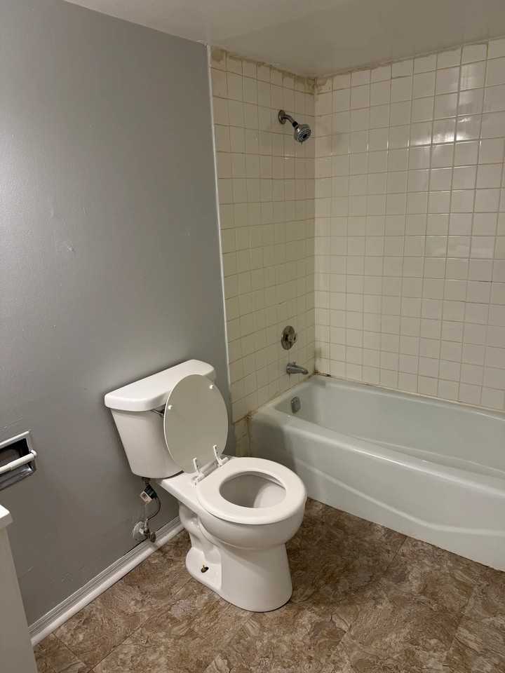 4818 Javelin Dr #5 - Photo 2 of 8