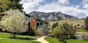 featured image of 65 Benthaven Pl