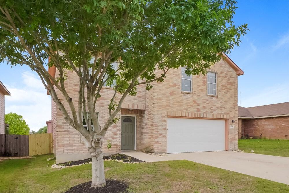 11012 Dublin Pl - Photo 4 of 17