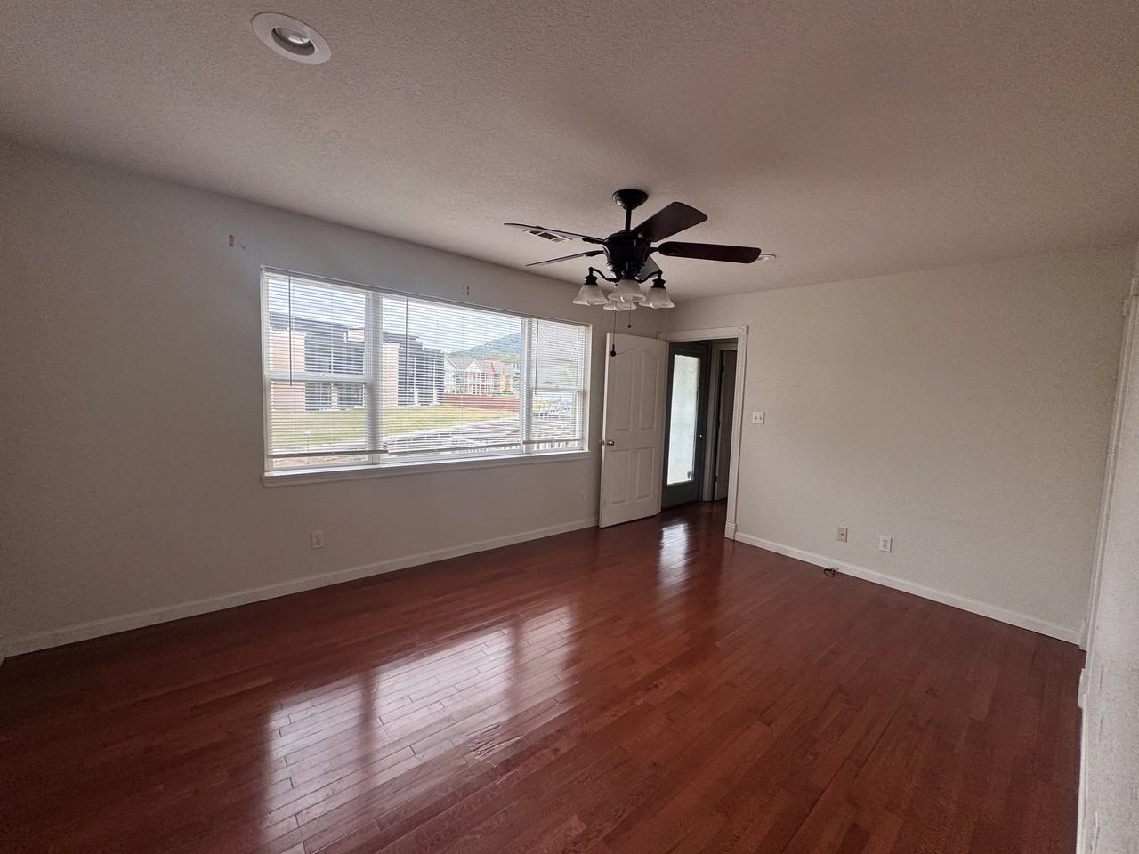 110 Mccurry Ter #A - Photo 6 of 19