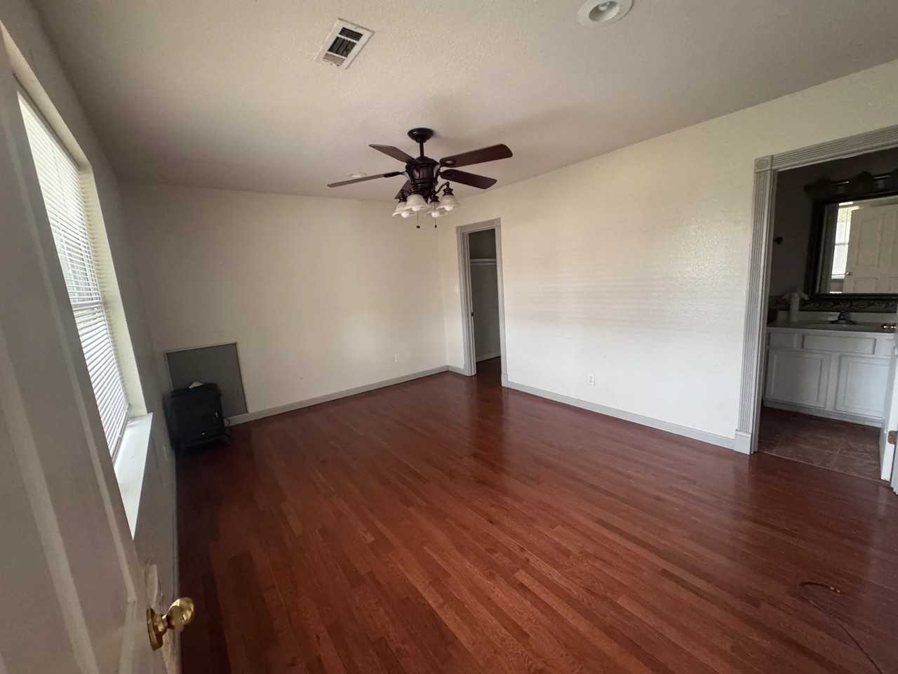 110 Mccurry Ter #A - Photo 7 of 19