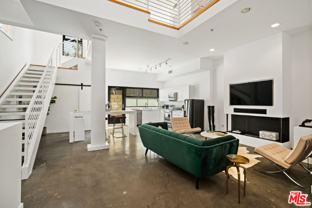 815 Hampton Dr #6 - Photo 1 of 1