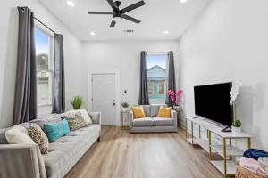 featured image of 1745 N Rocheblave St