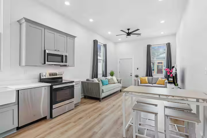 1745 N Rocheblave St - Photo 3 of 10