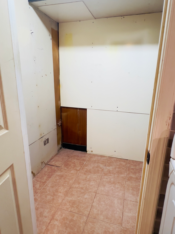 325 Hampden Rd #B - Photo 7 of 8