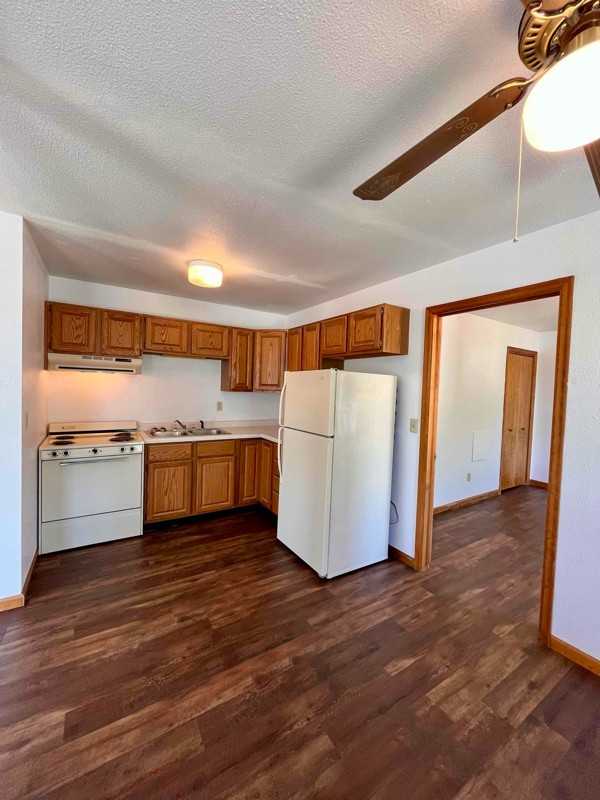 104 High St #106C - Photo 3 of 12