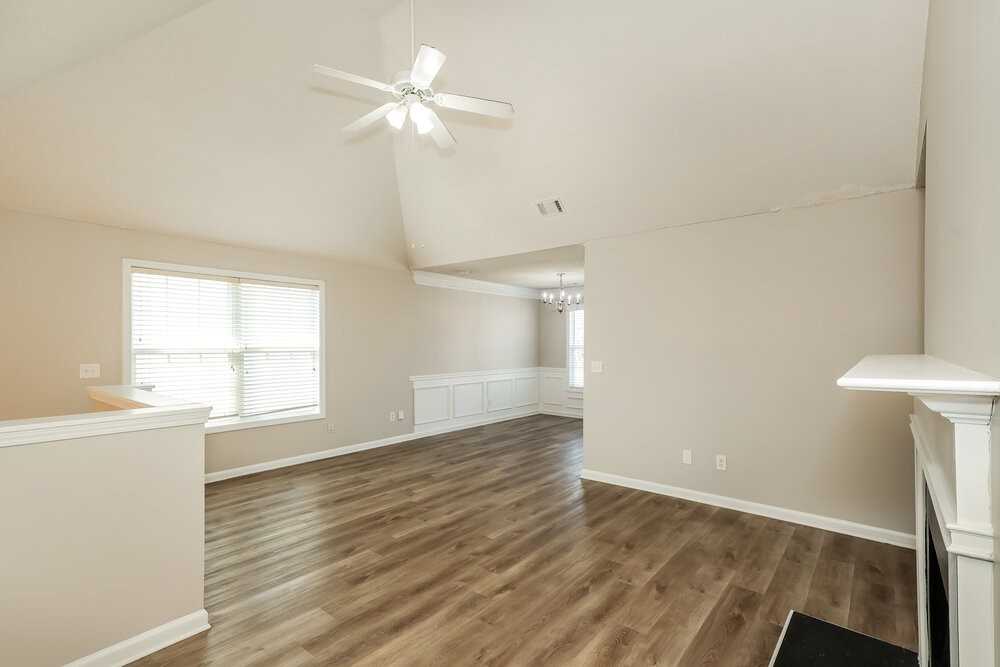 1906 Dalton Way - Photo 4 of 17