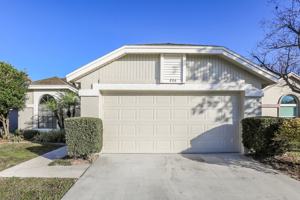 featured image of 806 E Charing Cross Cir