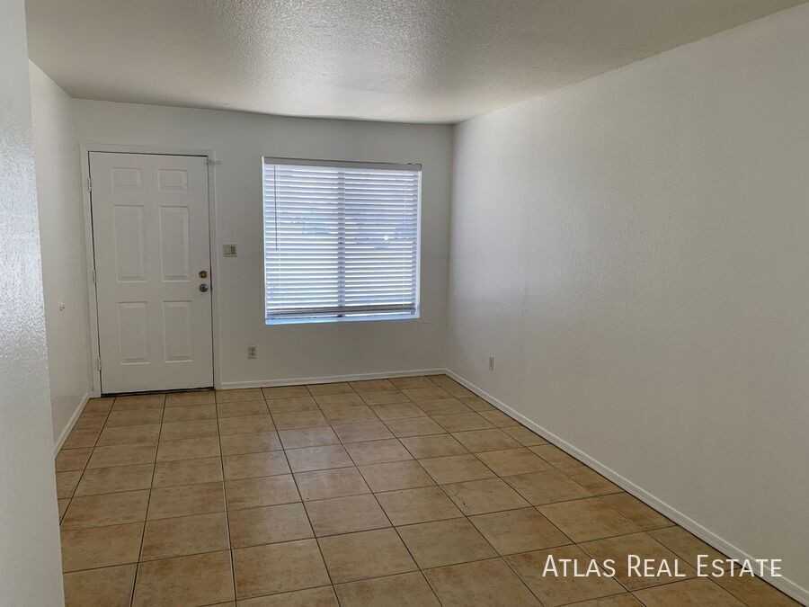 128 W Inglewood St #3 - Photo 7 of 14