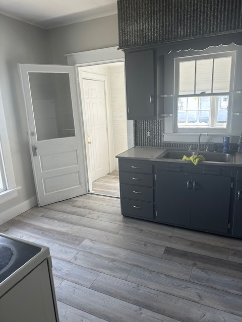 53 Spruce St #H1 - Photo 4 of 12