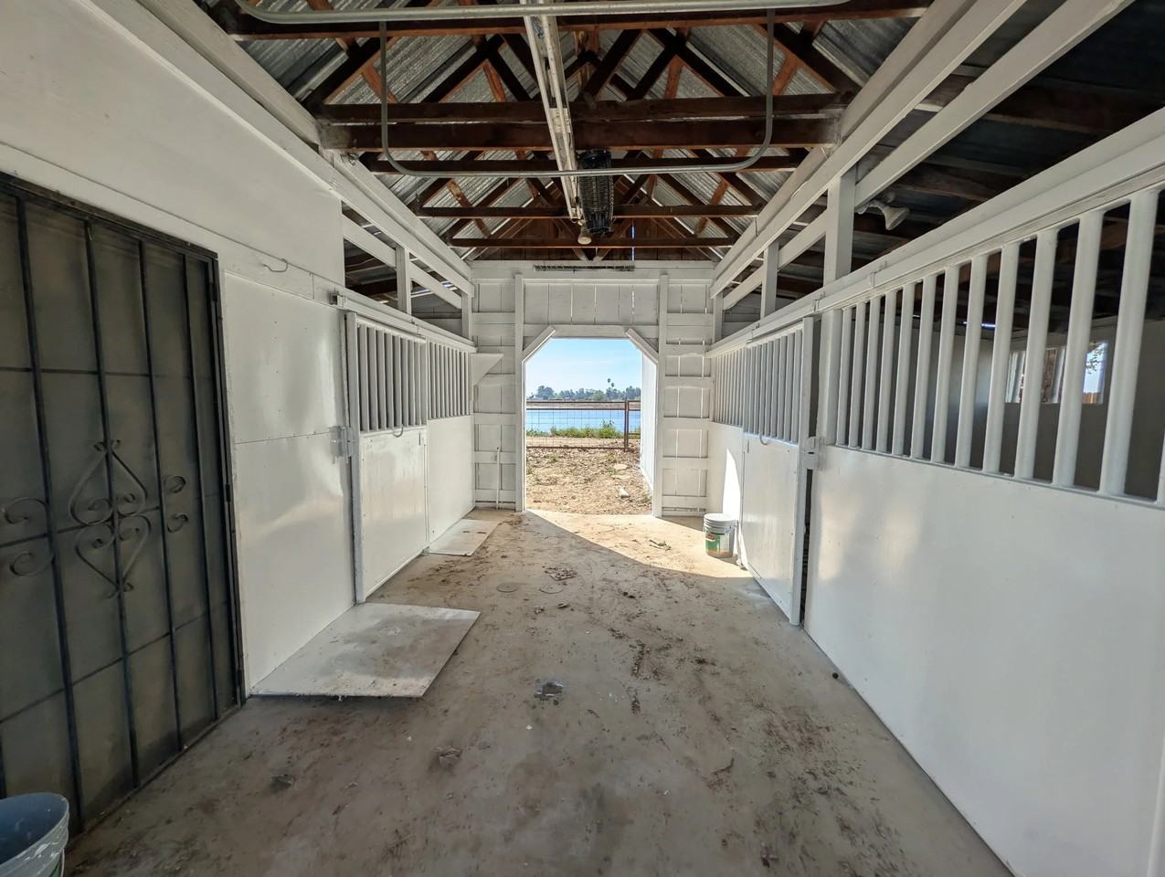 1383 E Clayton Ave - Photo 2 of 14