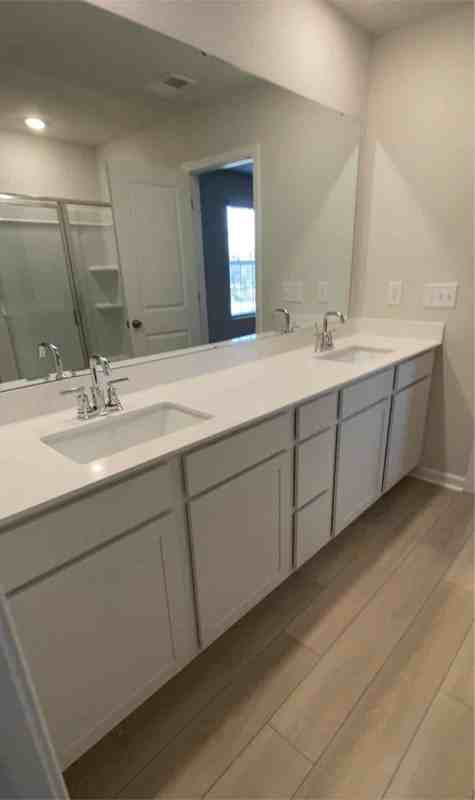 2122 Brechin Rd - Photo 3 of 6