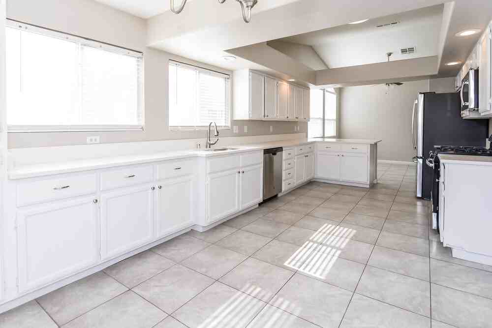 3432 Shonna Way - Photo 7 of 16