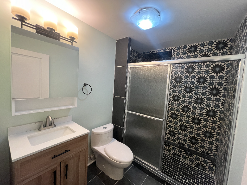 5142 S Blackstone Ave - Photo 4 of 6