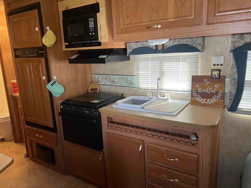1900 Lake Park Dr #B - Photo 6 of 12