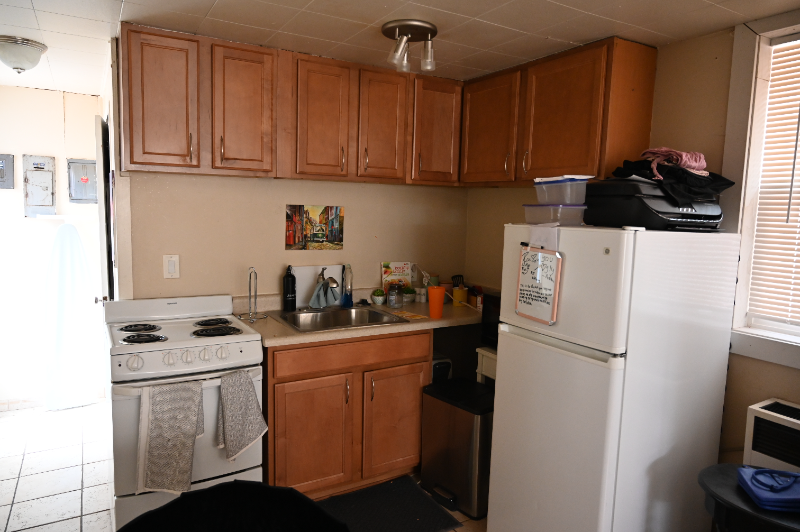 851 20th St #2 - Photo 5 of 6