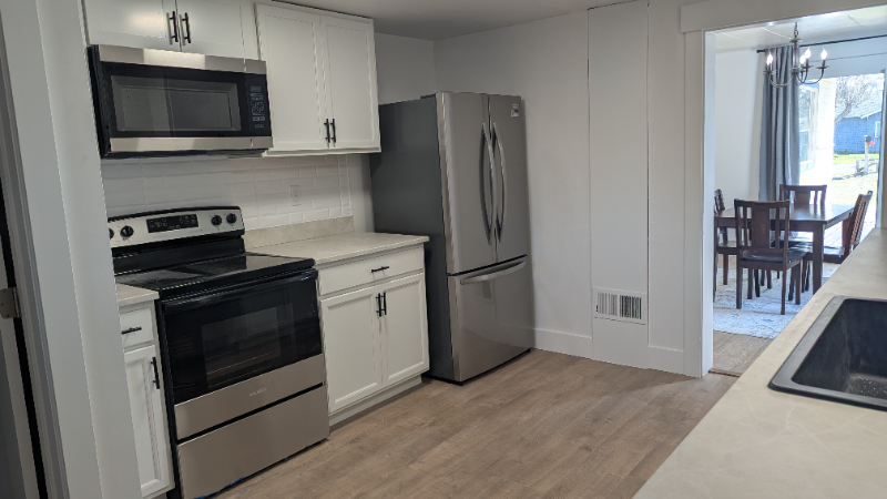 500 S 11th St - Photo 2 of 10