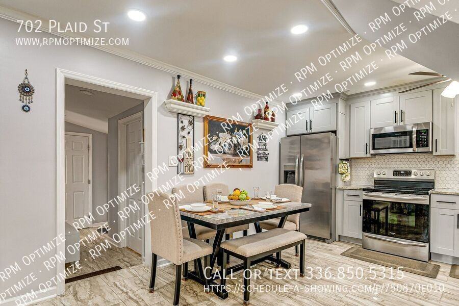 702 Plaid St - Photo 4 of 24