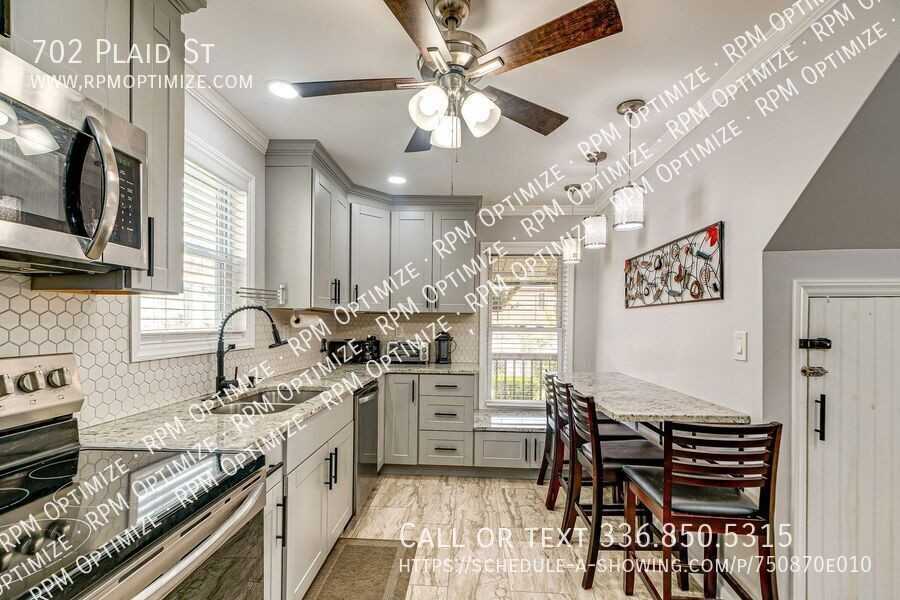 702 Plaid St - Photo 5 of 24