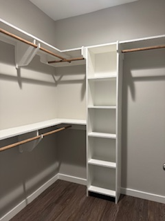 1901 E Sabine St #303 - Photo 3 of 5