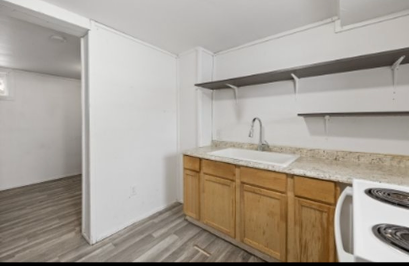 904 Willsie Ave #1 - Photo 3 of 10
