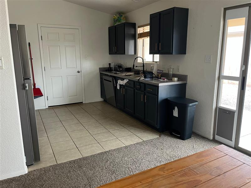 10486 S Typhoon Ave - Photo 4 of 10