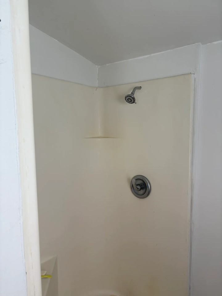 Laurel St - Photo 7 of 7