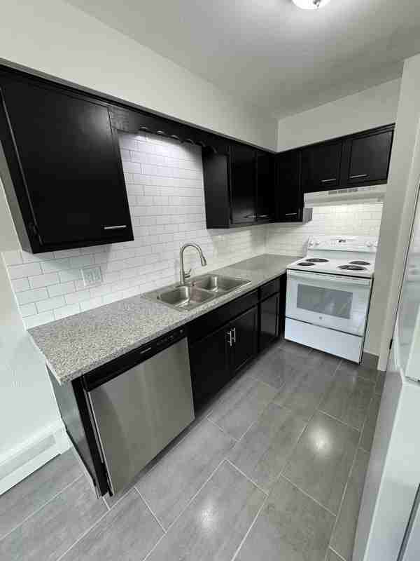 7902 Venus St - Photo 7 of 7