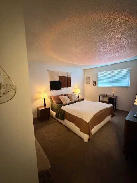 906 S 42nd Ave #G - Photo 3 of 13