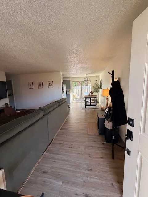 906 S 42nd Ave #G - Photo 4 of 13