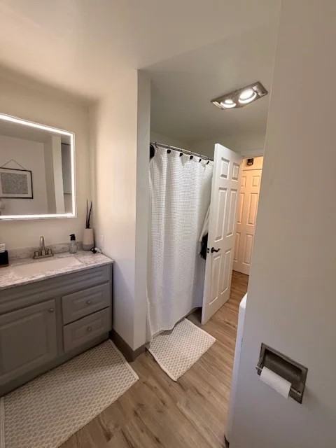 906 S 42nd Ave #G - Photo 7 of 13