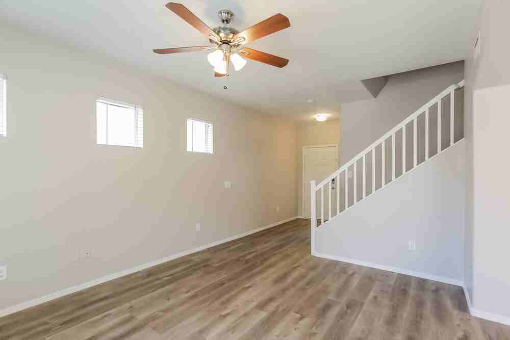 4013 W Park St - Photo 4 of 17