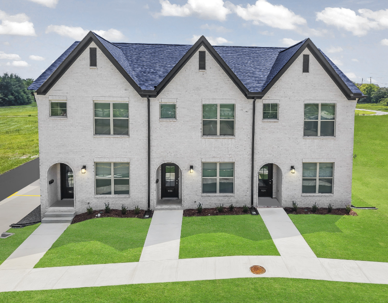 901 27th St #A - Photo 2 of 31